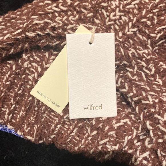 Wilfred V Neck Sweater - Picture 2 of 2